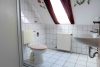 Schöne Oberwohnung mit Loggia in Westerende! - Badezimmer