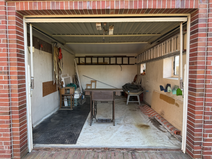 Garage - Einfamilienhaus in ländlicher Lage – nahe der Nordsee