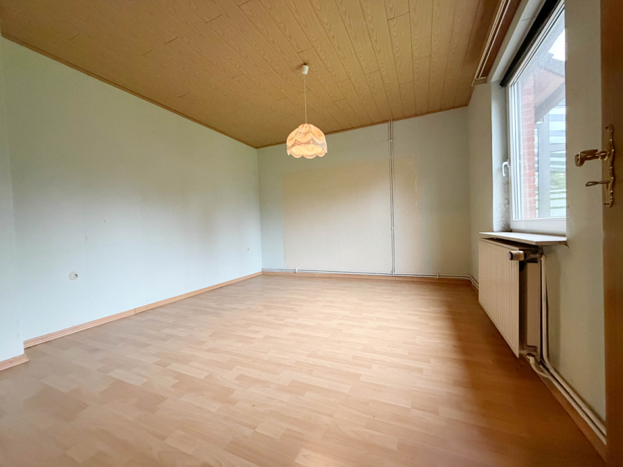 Schlafzimmer - Doppelhaushälfte mit Potenzial in ländlicher Lage