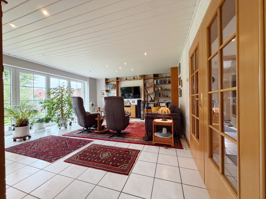 Wohnzimmer - Ein Platz zum Wohlfühlen – gepflegtes Einfamilienhaus nahe der Nordsee