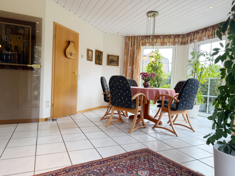 Esszimmer - Ein Platz zum Wohlfühlen – gepflegtes Einfamilienhaus nahe der Nordsee