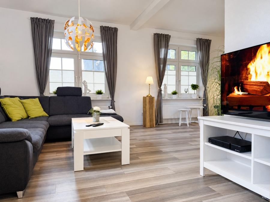 Eingang Wohnbereich - Gepflegtes Wohnhaus in der Esenser Altstadt für lukrative Ferienvermietung oder Eigennutzung