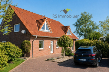 Geräumige DHH in ruhig-ländlicher Lage – dennoch zentral, 26524 Berumbur, Doppelhaushälfte