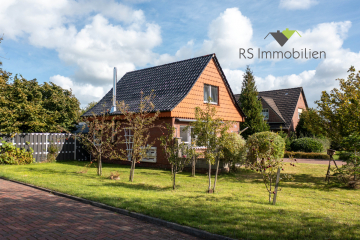 Schönes Einfamilienhaus in ruhiger Siedlungslage nahe der Nordsee, 26556 Eversmeer, Einfamilienhaus