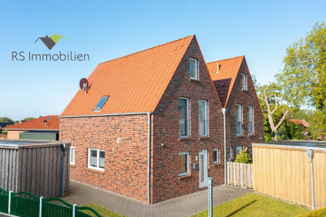 Neuwertige Doppelhaushälfte mit Carport in Top-Lage!, 26427 Esens, Doppelhaushälfte