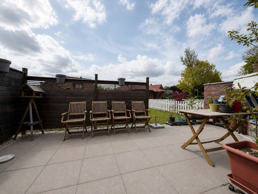 Terrasse - Neuwertige Doppelhaushälfte mit Carport in Top-Lage!