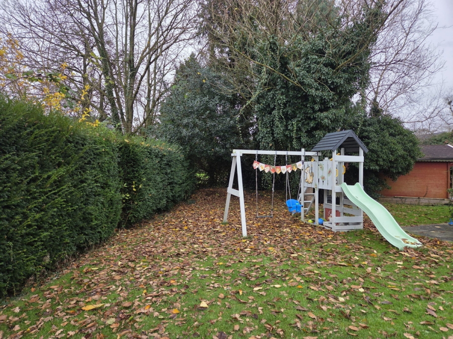 weitere Ansicht Garten - Neuwertiges Einfamilienhaus mit pflegeleichtem Garten in der „Herrlichkeit Dornum“