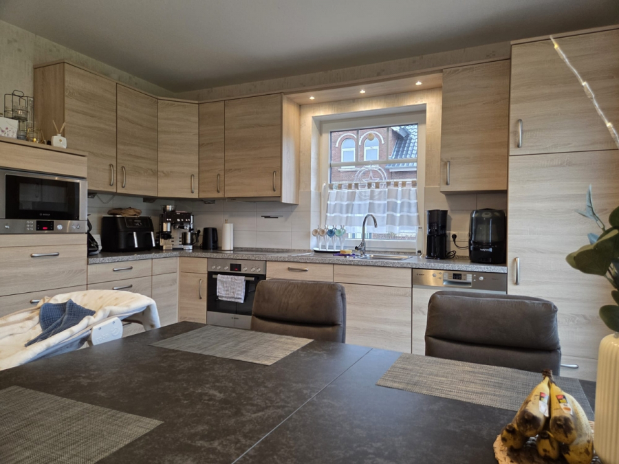 Küche - Neuwertiges Einfamilienhaus mit pflegeleichtem Garten in der „Herrlichkeit Dornum“