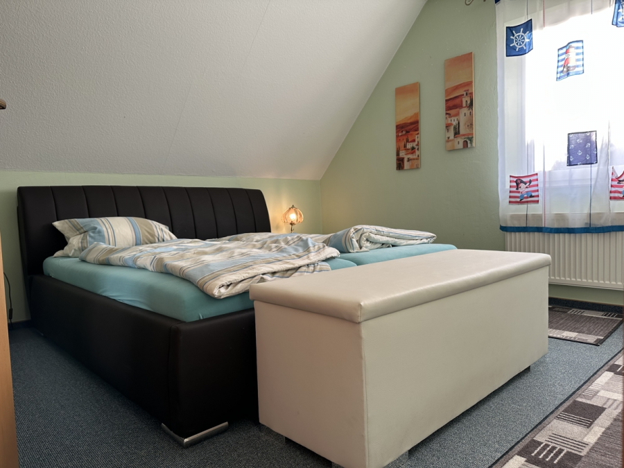 Zimmer 2 - Einfamilienhaus mit Doppelgarage in bevorzugter Lage