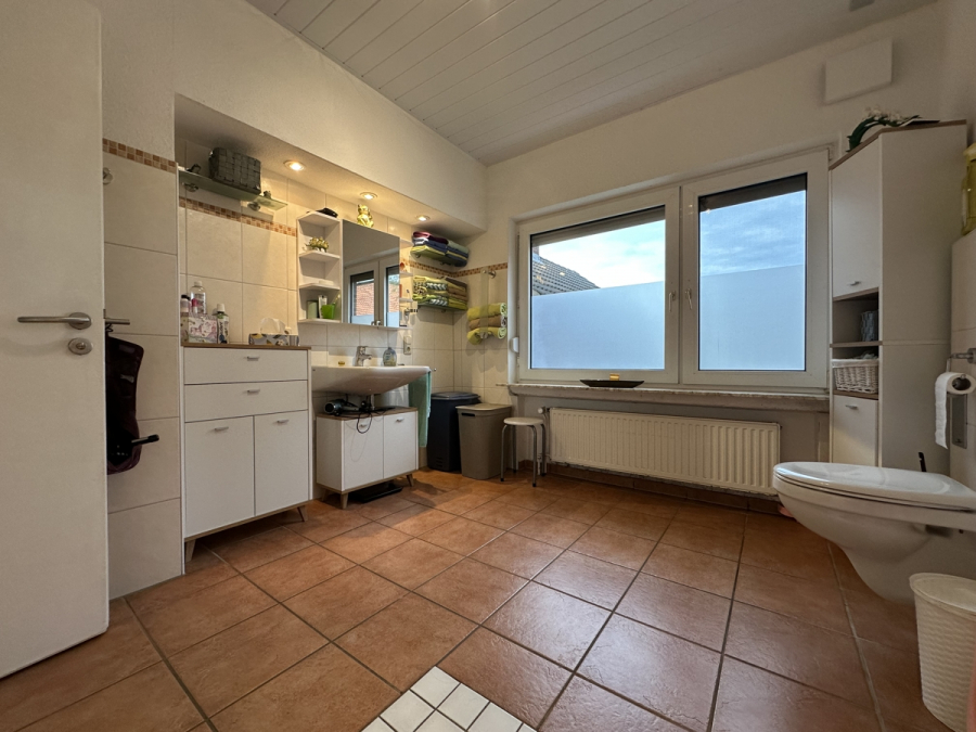 Badezimmer - Solides Einfamilienhaus in ländlicher Umgebung