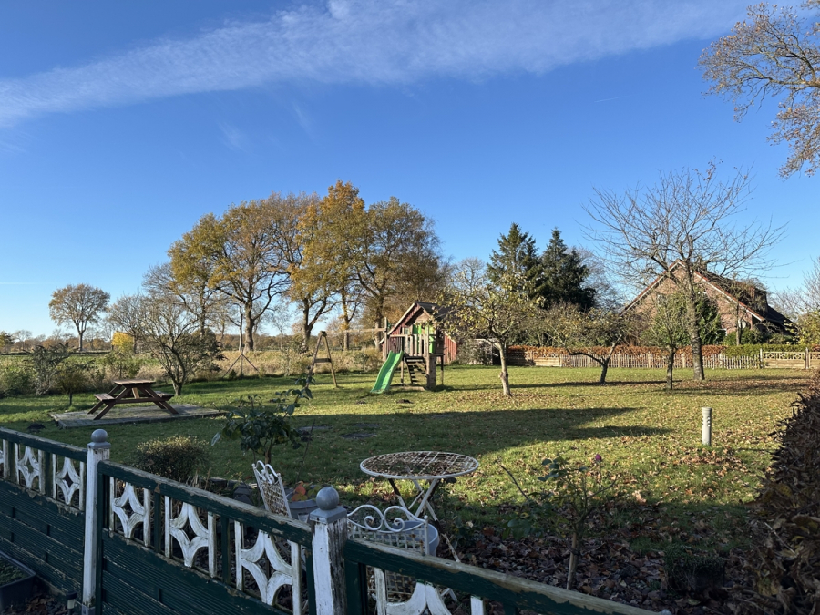 Ansicht Grundstück - Solides Einfamilienhaus in ländlicher Umgebung